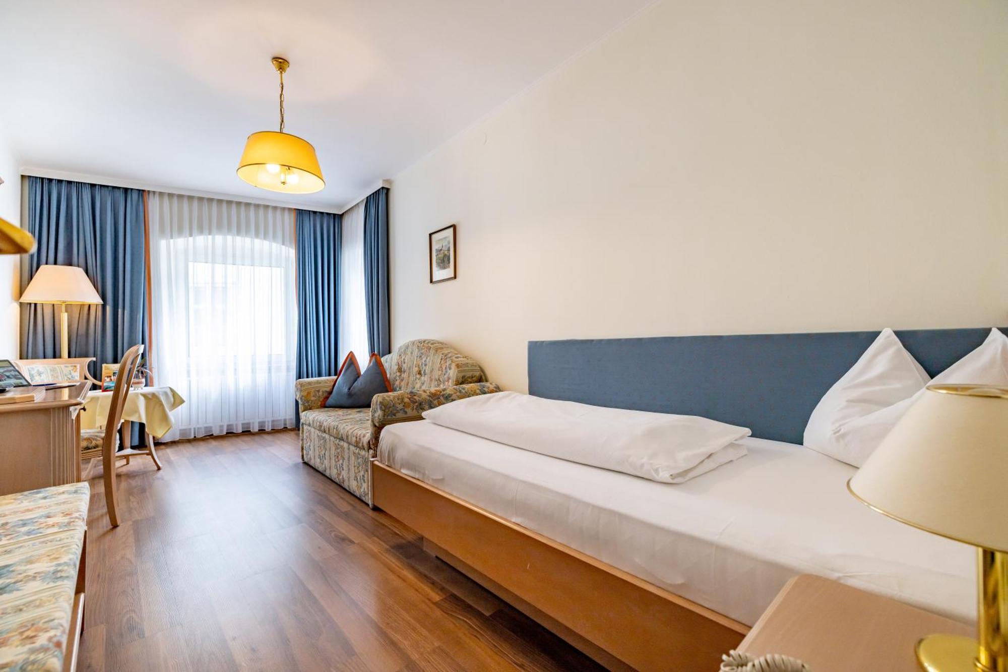 Hotel-Restaurant Minichmayr Steyr Eksteriør bilde